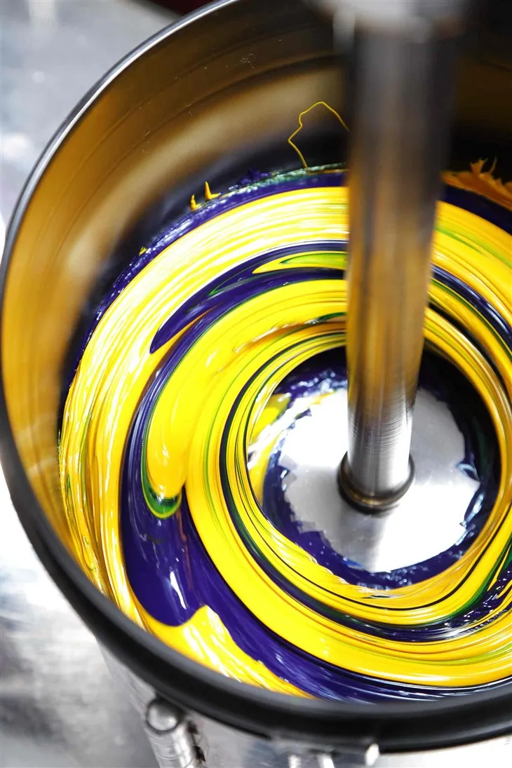 Entelijan ekspozisyon Izolan manyen ekran vè lank